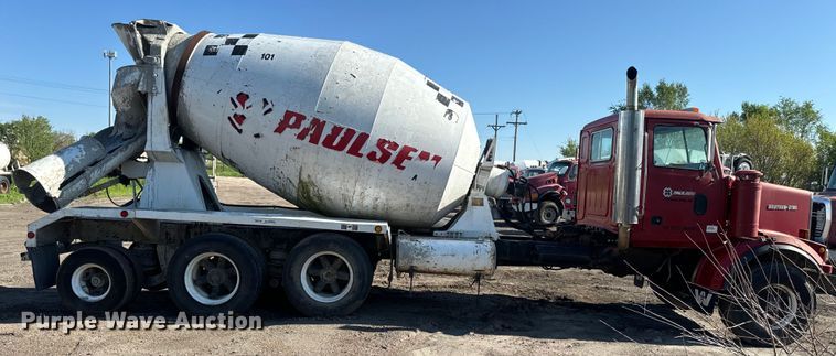 image for item DN3240 2000 Western Star 4800 ready mix truck
