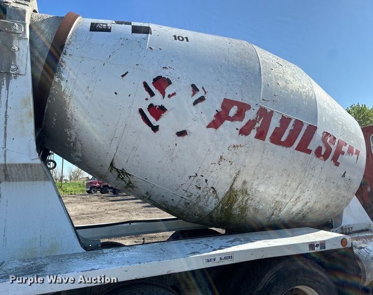 image for item DN3240 2000 Western Star 4800 ready mix truck
