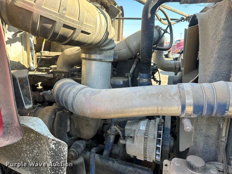 image for item DN3240 2000 Western Star 4800 ready mix truck