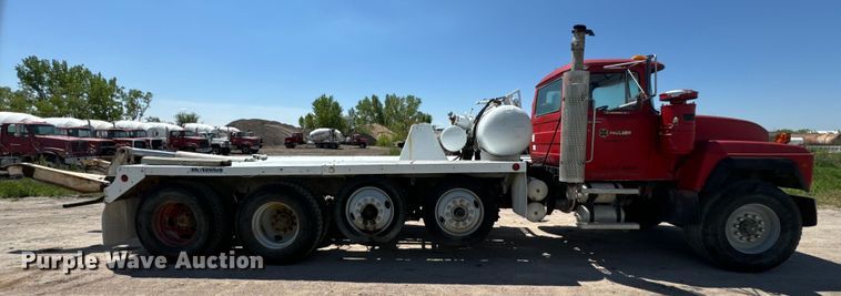 image for item DN3241 1995 Mack RD690S ready mix truck cab and chassis