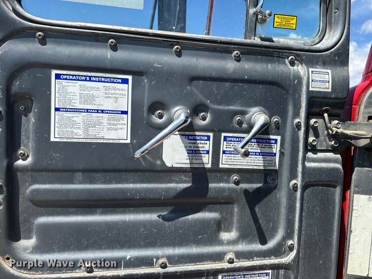 image for item DN3241 1995 Mack RD690S ready mix truck cab and chassis