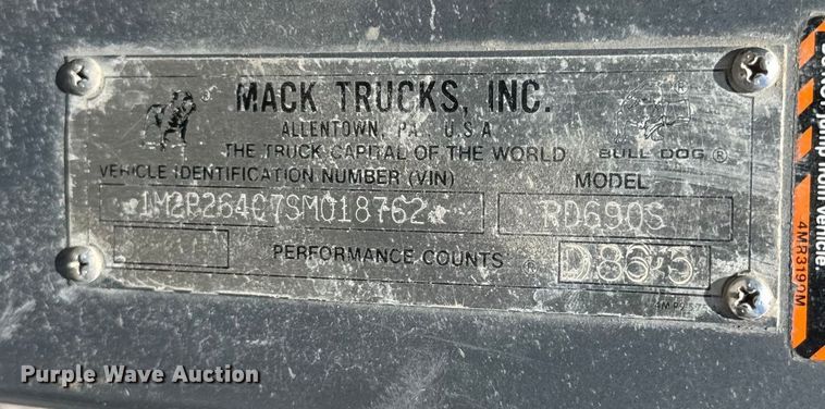 image for item DN3241 1995 Mack RD690S ready mix truck cab and chassis