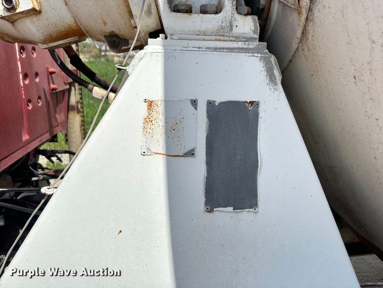 image for item DN3242 1989 Ford LT9000 ready mix truck