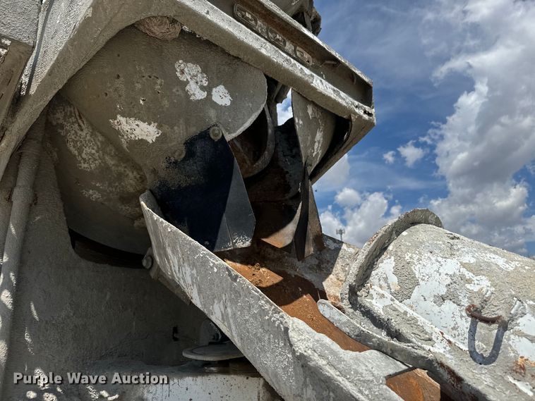 image for item DN3242 1989 Ford LT9000 ready mix truck