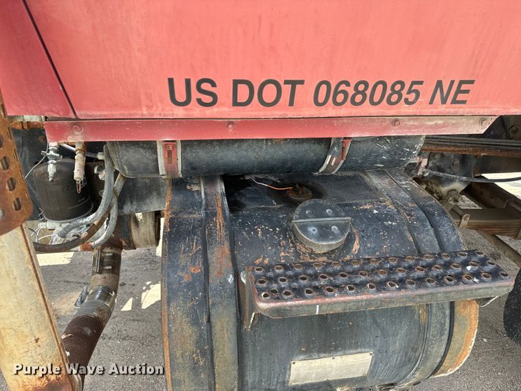 image for item DN3242 1989 Ford LT9000 ready mix truck