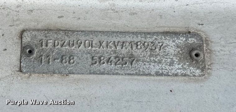 image for item DN3242 1989 Ford LT9000 ready mix truck