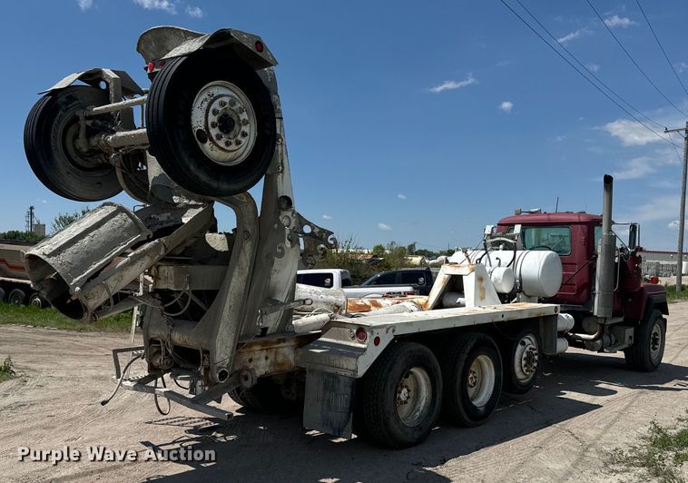 image for item DN3243 1998 Mack ready mix truck cab and chassis