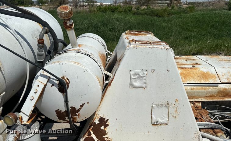 image for item DN3243 1998 Mack ready mix truck cab and chassis