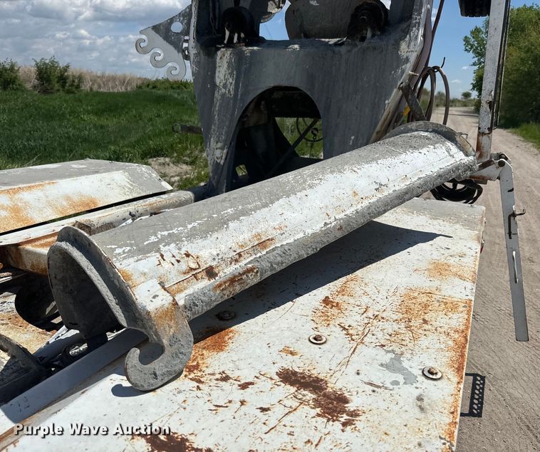 image for item DN3243 1998 Mack ready mix truck cab and chassis