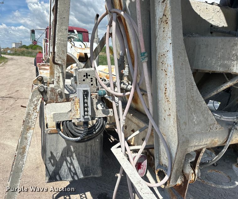 image for item DN3243 1998 Mack ready mix truck cab and chassis