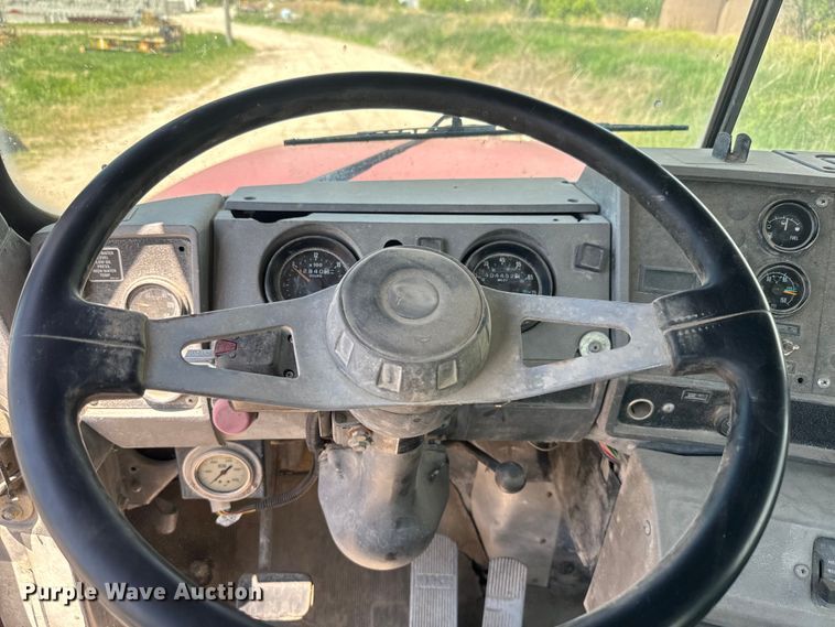 image for item DN3243 1998 Mack ready mix truck cab and chassis