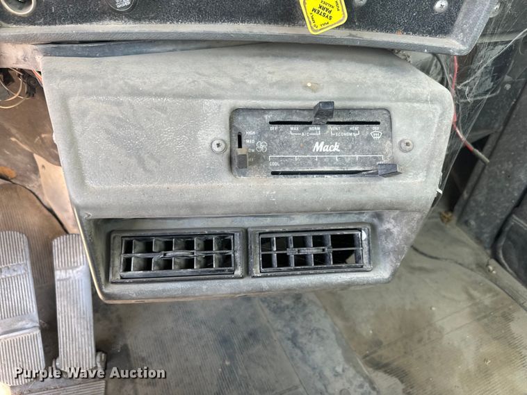 image for item DN3243 1998 Mack ready mix truck cab and chassis