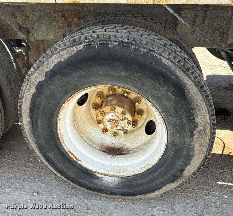 image for item DN3243 1998 Mack ready mix truck cab and chassis