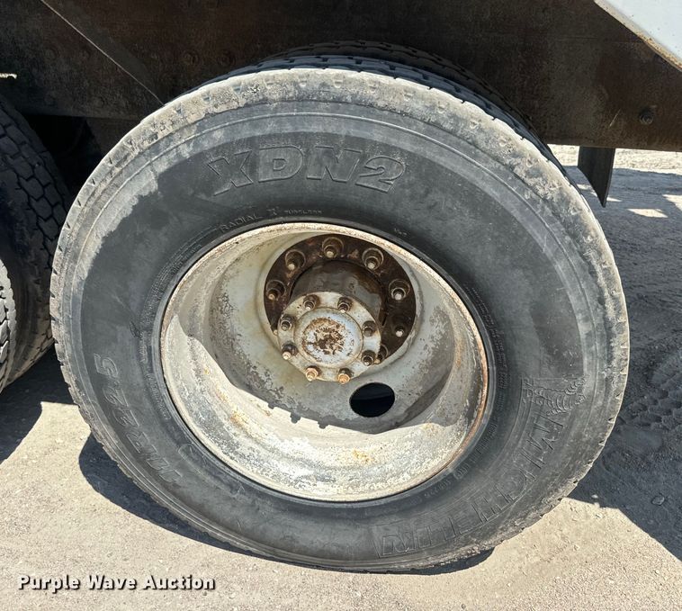 image for item DN3243 1998 Mack ready mix truck cab and chassis