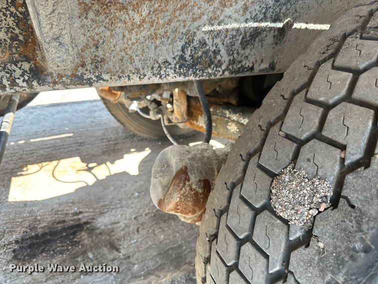 image for item DN3243 1998 Mack ready mix truck cab and chassis