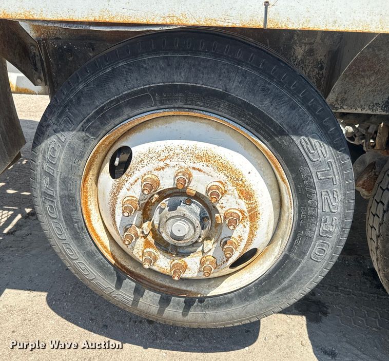 image for item DN3243 1998 Mack ready mix truck cab and chassis