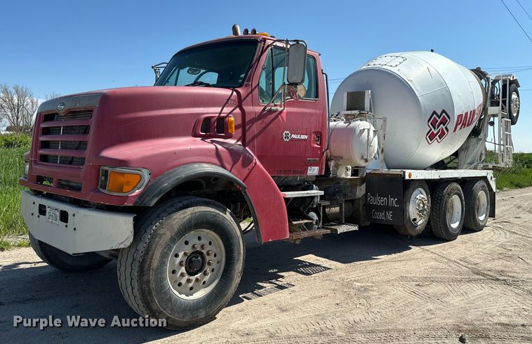 image for item DN3244 1999 Sterling L9511 ready mix truck