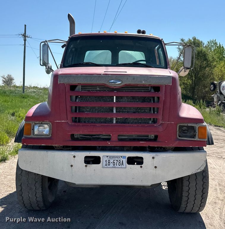 image for item DN3244 1999 Sterling L9511 ready mix truck
