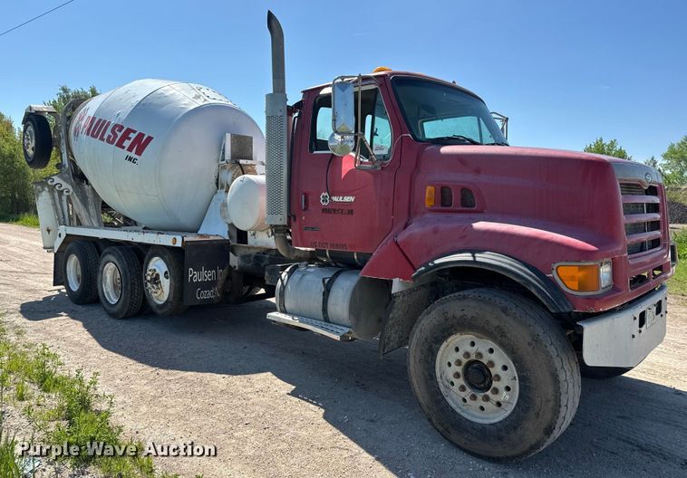 image for item DN3244 1999 Sterling L9511 ready mix truck