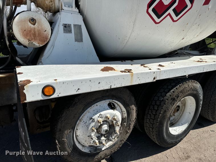 image for item DN3244 1999 Sterling L9511 ready mix truck