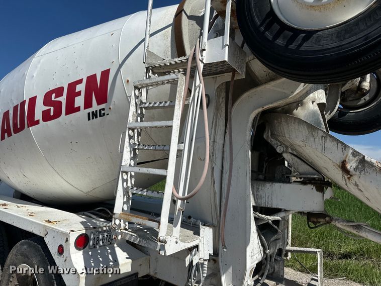 image for item DN3244 1999 Sterling L9511 ready mix truck