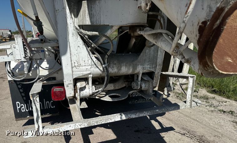 image for item DN3244 1999 Sterling L9511 ready mix truck
