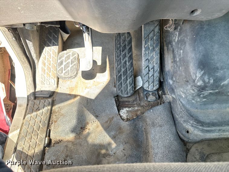 image for item DN3244 1999 Sterling L9511 ready mix truck