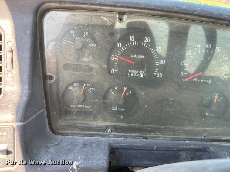 image for item DN3244 1999 Sterling L9511 ready mix truck