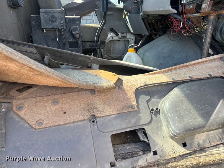 image for item DN3244 1999 Sterling L9511 ready mix truck