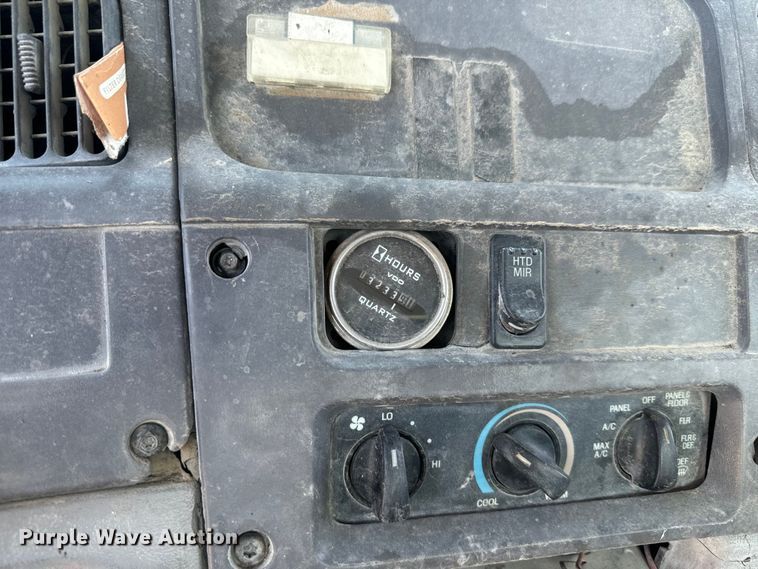 image for item DN3244 1999 Sterling L9511 ready mix truck