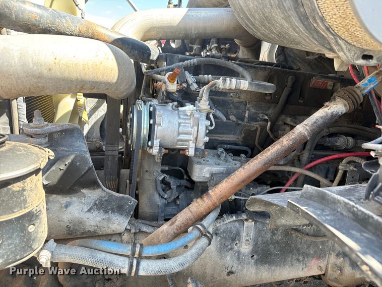 image for item DN3244 1999 Sterling L9511 ready mix truck