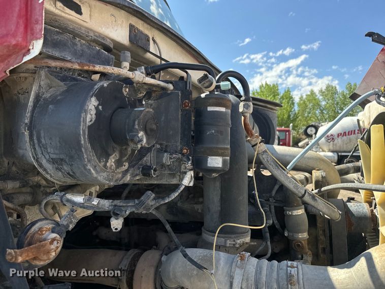 image for item DN3244 1999 Sterling L9511 ready mix truck