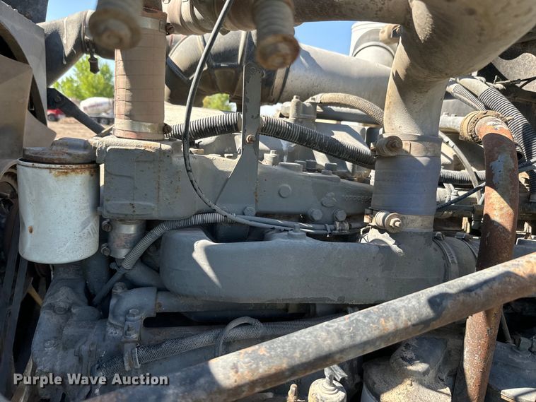 image for item DN3245 1995 Mack RD690S ready mix truck