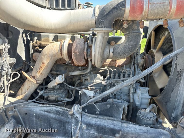 image for item DN3245 1995 Mack RD690S ready mix truck