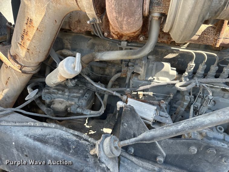 image for item DN3245 1995 Mack RD690S ready mix truck