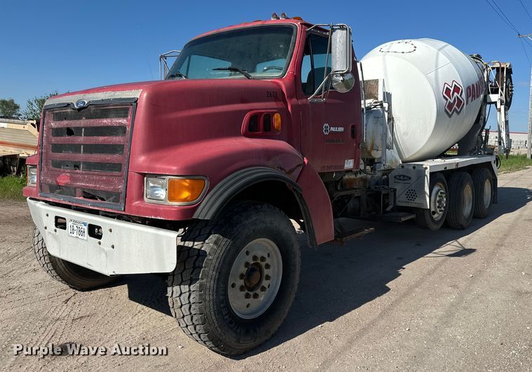 image for item DN3246 1998 Ford ready mix truck