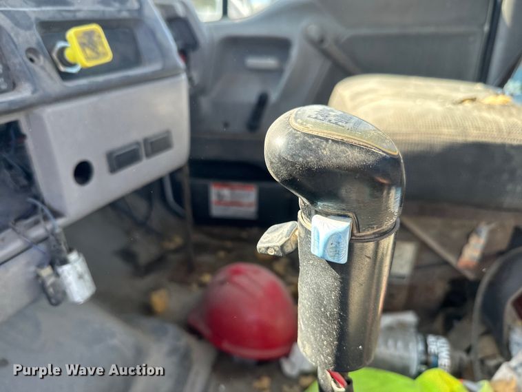 image for item DN3246 1998 Ford ready mix truck