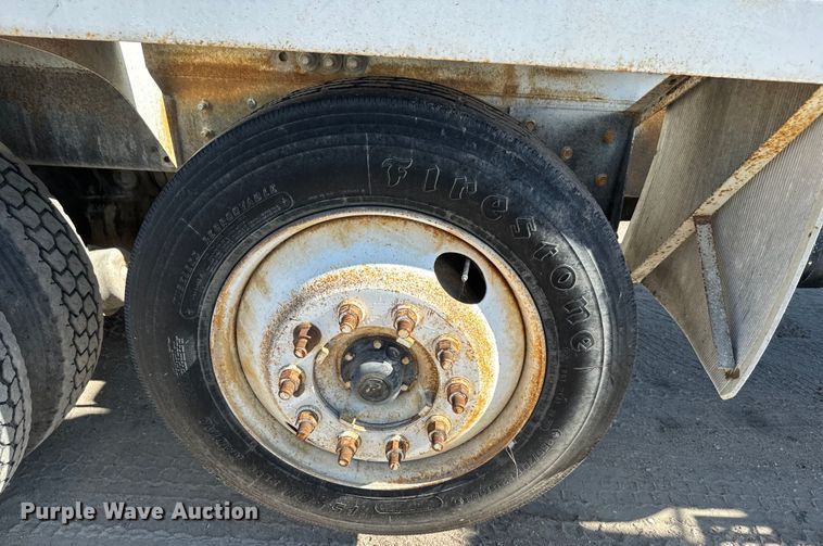 image for item DN3246 1998 Ford ready mix truck