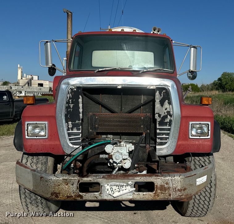 image for item DN3247 1989 Ford LT9000 ready mix truck