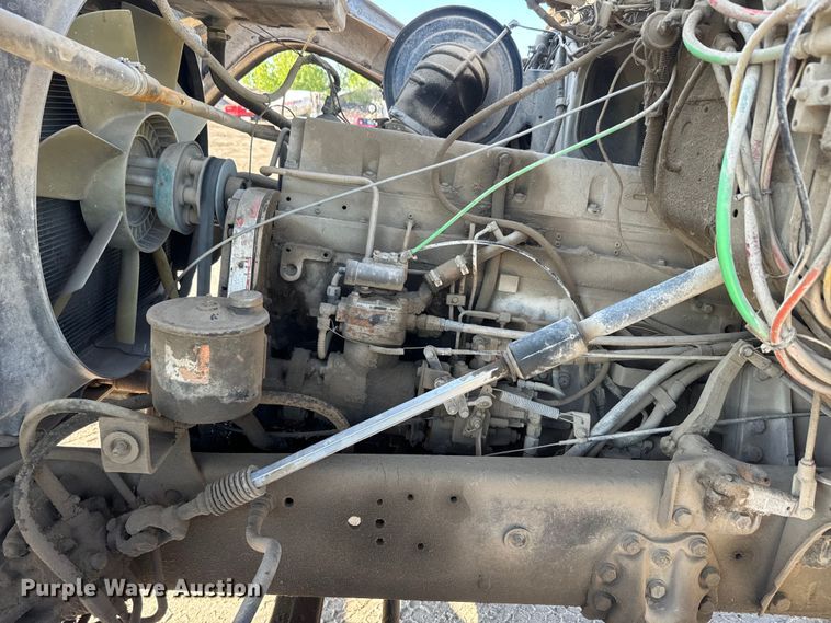 image for item DN3247 1989 Ford LT9000 ready mix truck