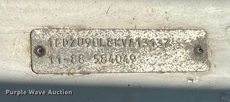 image for item DN3247 1989 Ford LT9000 ready mix truck