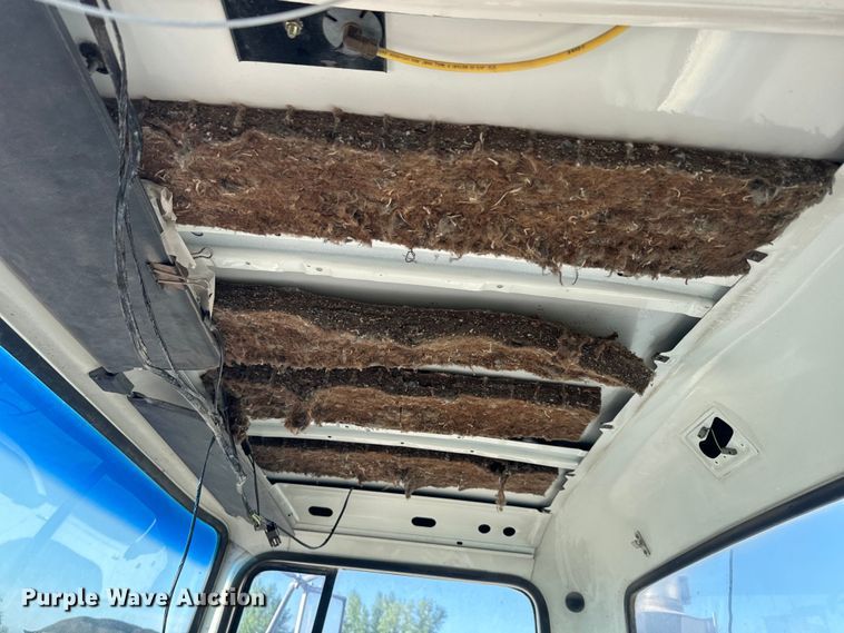 image for item DN3248 1995 Ford LT8000 ready mix truck