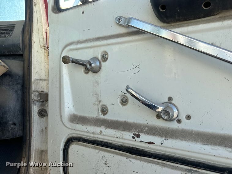 image for item DN3248 1995 Ford LT8000 ready mix truck