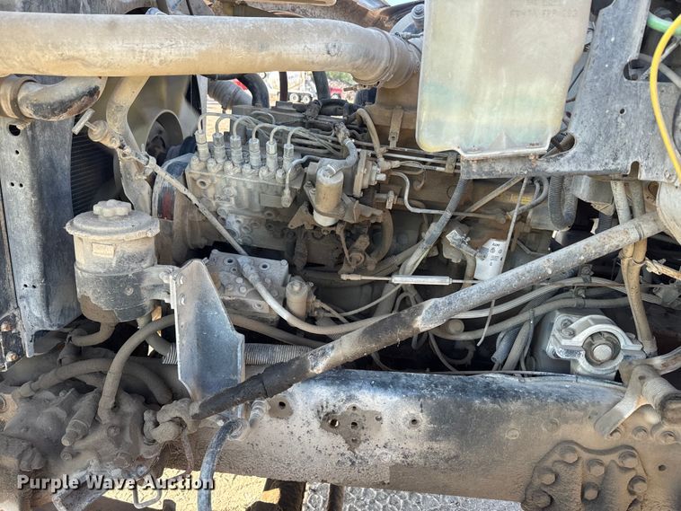 image for item DN3248 1995 Ford LT8000 ready mix truck