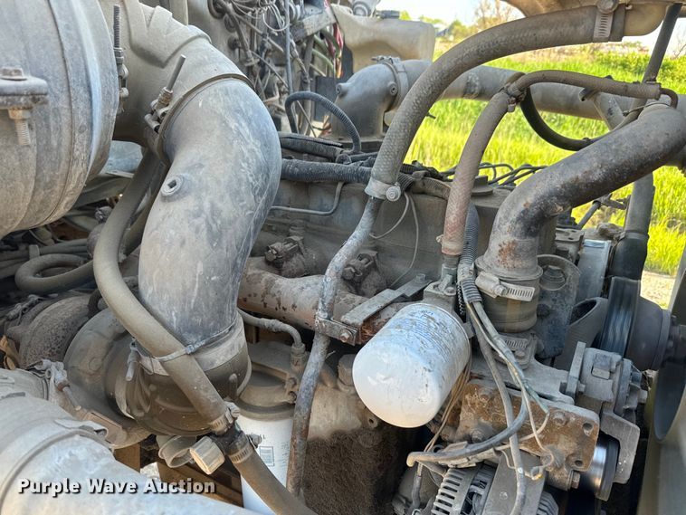 image for item DN3248 1995 Ford LT8000 ready mix truck