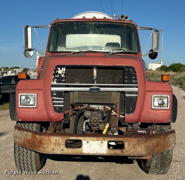 image for item DN3249 1989 Ford LT8000 ready mix truck