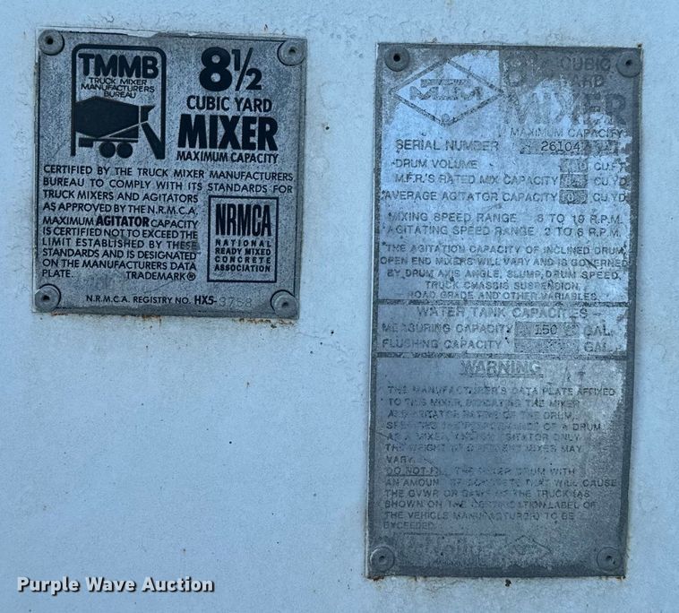 image for item DN3249 1989 Ford LT8000 ready mix truck