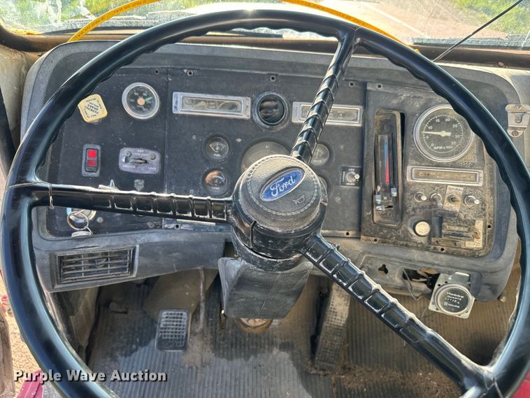 image for item DN3249 1989 Ford LT8000 ready mix truck
