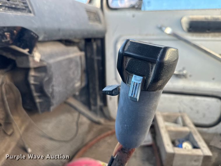 image for item DN3249 1989 Ford LT8000 ready mix truck