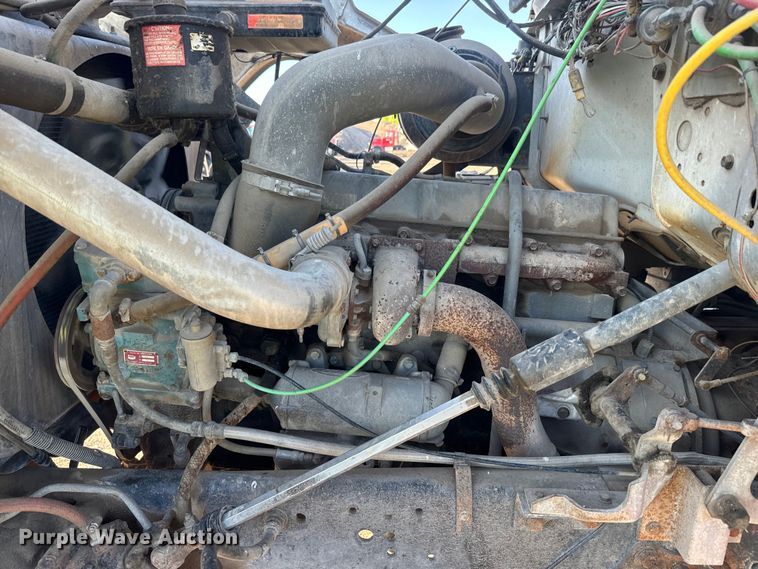 image for item DN3249 1989 Ford LT8000 ready mix truck